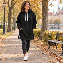 Lade das Bild in den Galerie-Viewer, KuschelLiebe – der extra lange Wohlfühlhoodie | deckenweich, warm & figurschmeichelnd