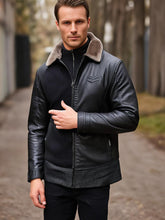 Lade das Bild in den Galerie-Viewer, PrimeLeather – Exklusive Herren-Lederjacke für Herbst und Winter