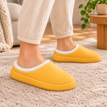 Lade das Bild in den Galerie-Viewer, FeelFree Slipper - ergonomische &amp; rutschfeste Winterslipper
